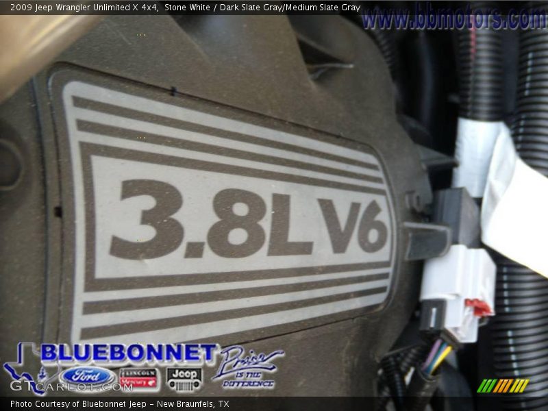 Stone White / Dark Slate Gray/Medium Slate Gray 2009 Jeep Wrangler Unlimited X 4x4