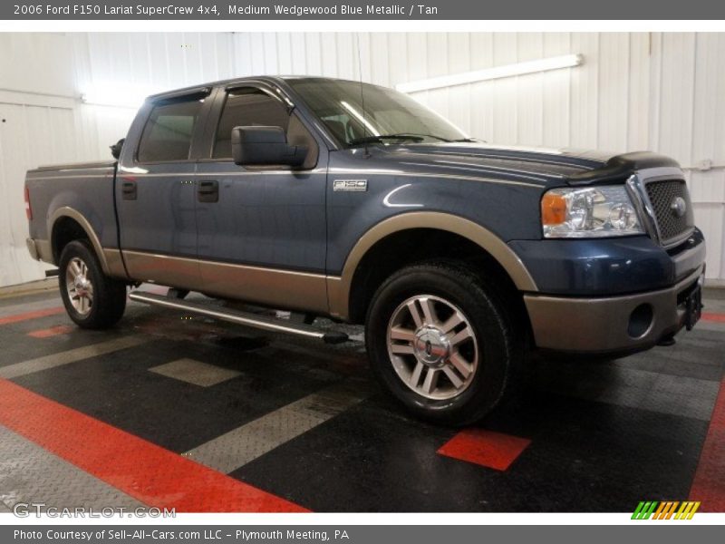 Front 3/4 View of 2006 F150 Lariat SuperCrew 4x4