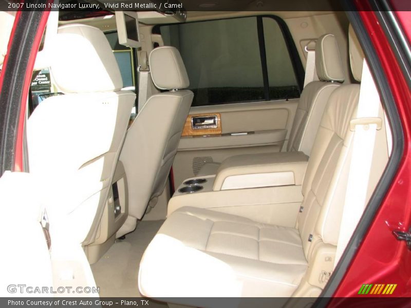 Vivid Red Metallic / Camel 2007 Lincoln Navigator Luxury