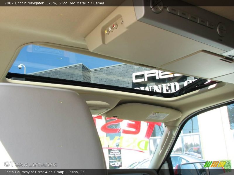 Vivid Red Metallic / Camel 2007 Lincoln Navigator Luxury