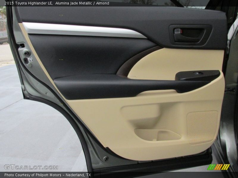 Alumina Jade Metallic / Almond 2015 Toyota Highlander LE