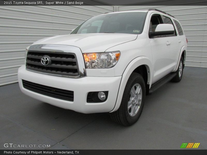 Super White / Sand Beige 2015 Toyota Sequoia SR5