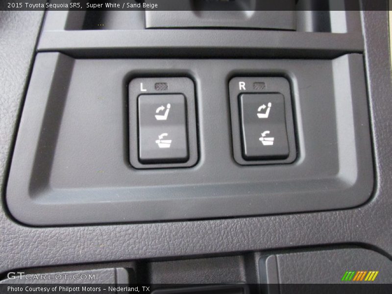 Super White / Sand Beige 2015 Toyota Sequoia SR5