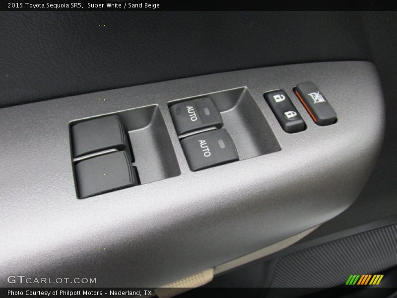 Super White / Sand Beige 2015 Toyota Sequoia SR5