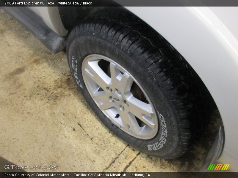 White Suede / Black 2009 Ford Explorer XLT 4x4