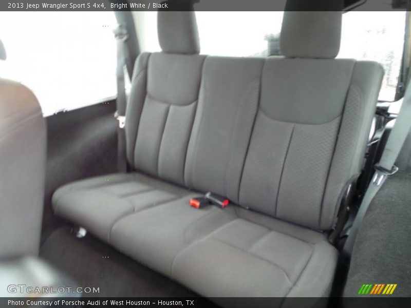 Bright White / Black 2013 Jeep Wrangler Sport S 4x4
