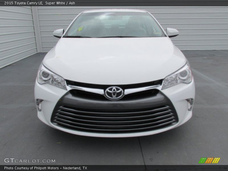 Super White / Ash 2015 Toyota Camry LE