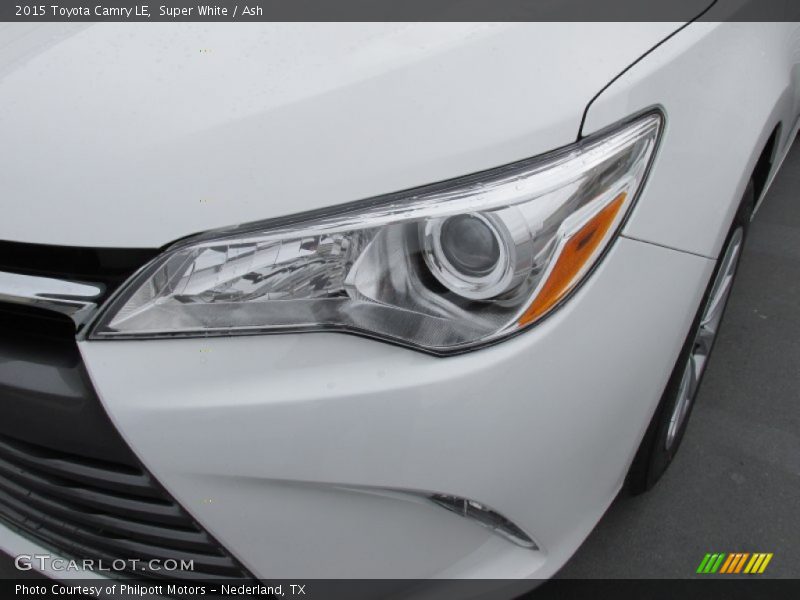 Super White / Ash 2015 Toyota Camry LE