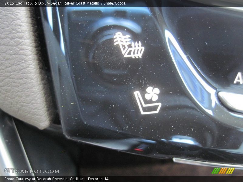 Silver Coast Metallic / Shale/Cocoa 2015 Cadillac XTS Luxury Sedan