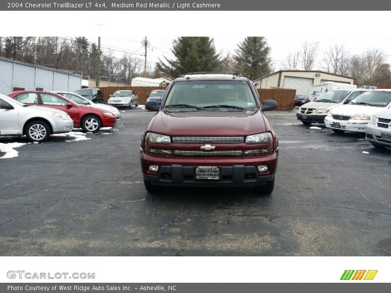 Medium Red Metallic / Light Cashmere 2004 Chevrolet TrailBlazer LT 4x4