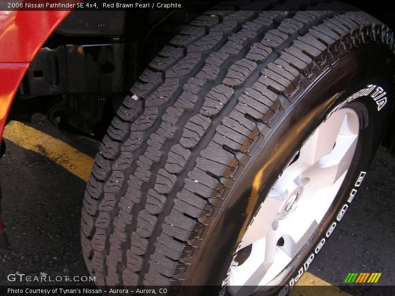 Red Brawn Pearl / Graphite 2006 Nissan Pathfinder SE 4x4