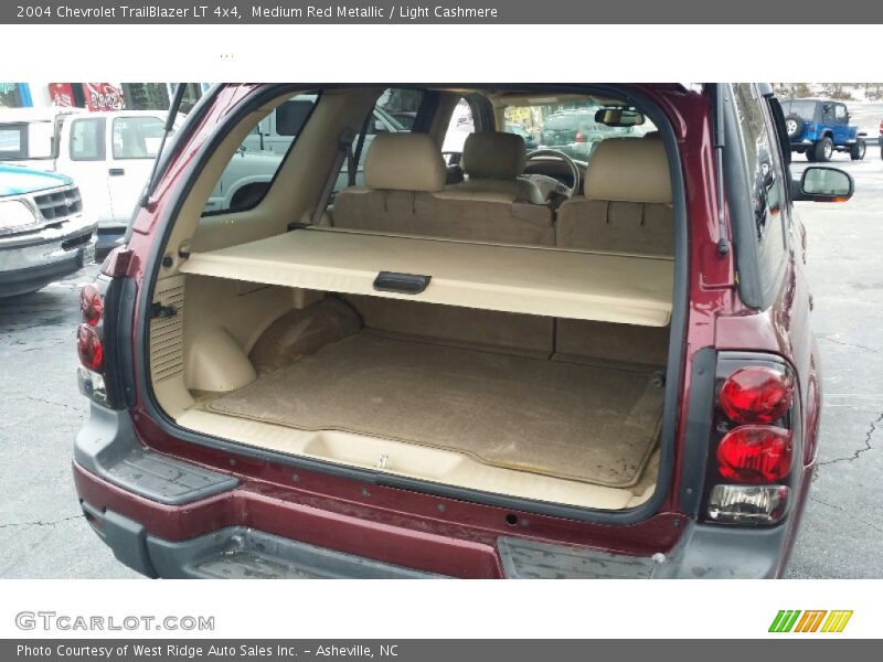  2004 TrailBlazer LT 4x4 Trunk