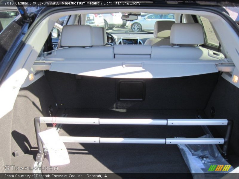 Majestic Plum Metallic / Light Titanium/Ebony 2015 Cadillac SRX Luxury AWD