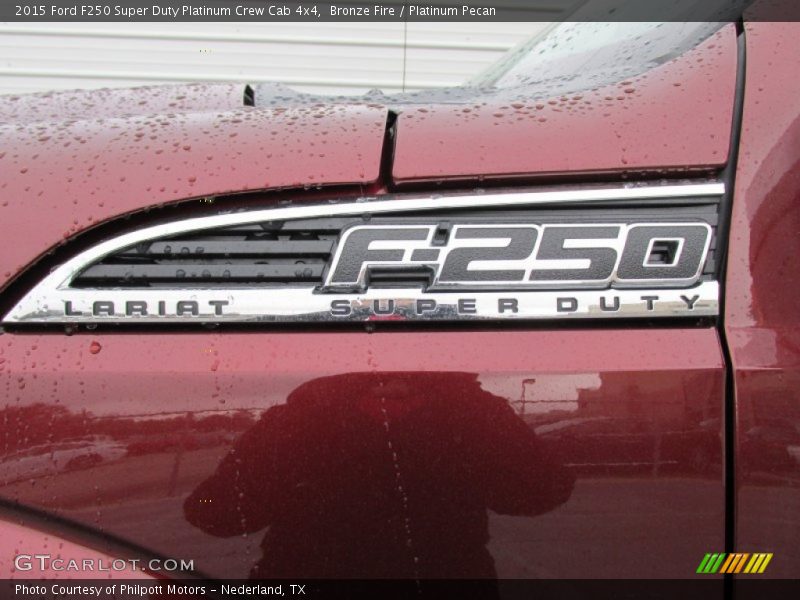  2015 F250 Super Duty Platinum Crew Cab 4x4 Logo