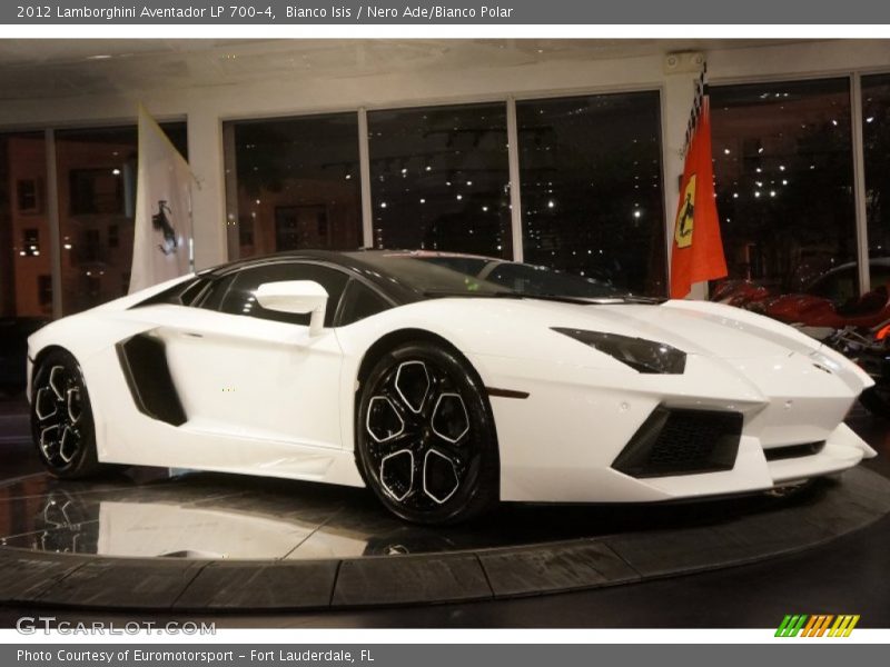 Bianco Isis / Nero Ade/Bianco Polar 2012 Lamborghini Aventador LP 700-4
