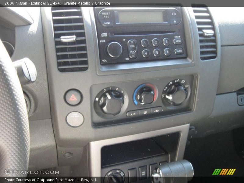 Granite Metallic / Graphite 2006 Nissan Pathfinder SE 4x4