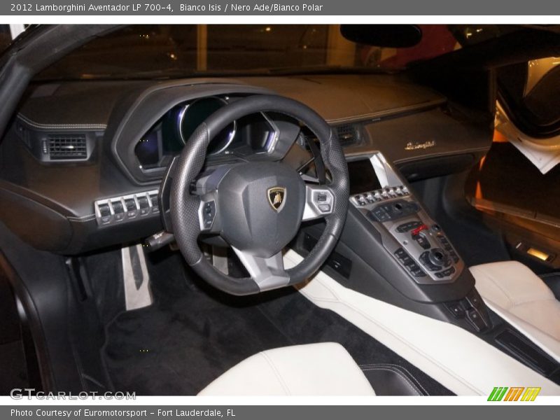 Nero Ade/Bianco Polar Interior - 2012 Aventador LP 700-4 