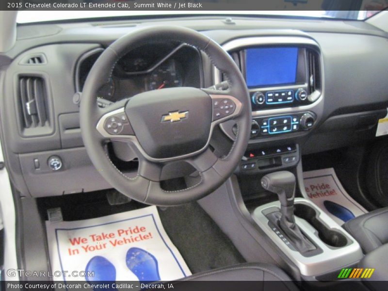 Summit White / Jet Black 2015 Chevrolet Colorado LT Extended Cab