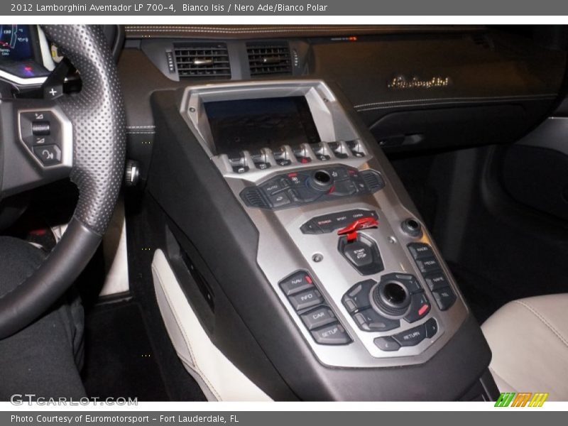 Controls of 2012 Aventador LP 700-4