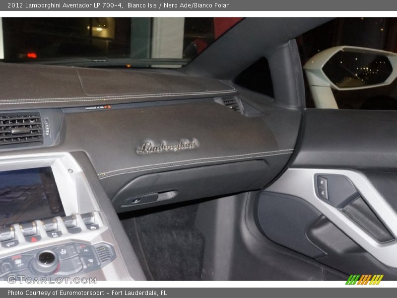 Bianco Isis / Nero Ade/Bianco Polar 2012 Lamborghini Aventador LP 700-4