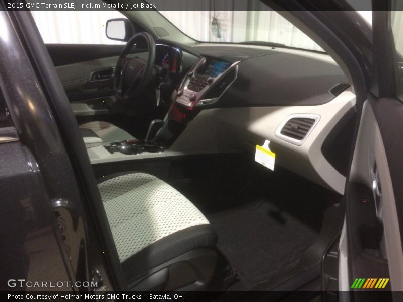 Iridium Metallic / Jet Black 2015 GMC Terrain SLE