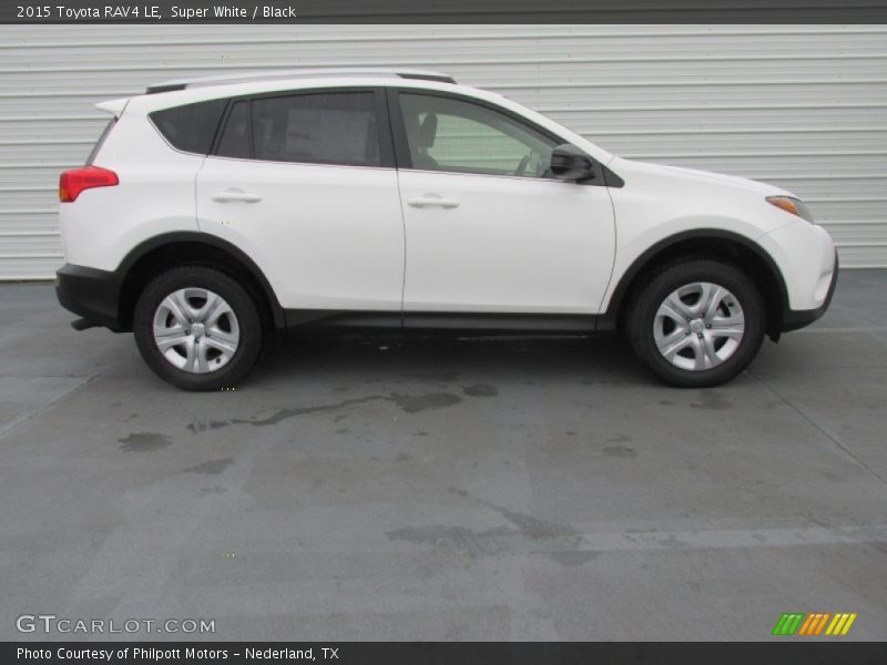 Super White / Black 2015 Toyota RAV4 LE