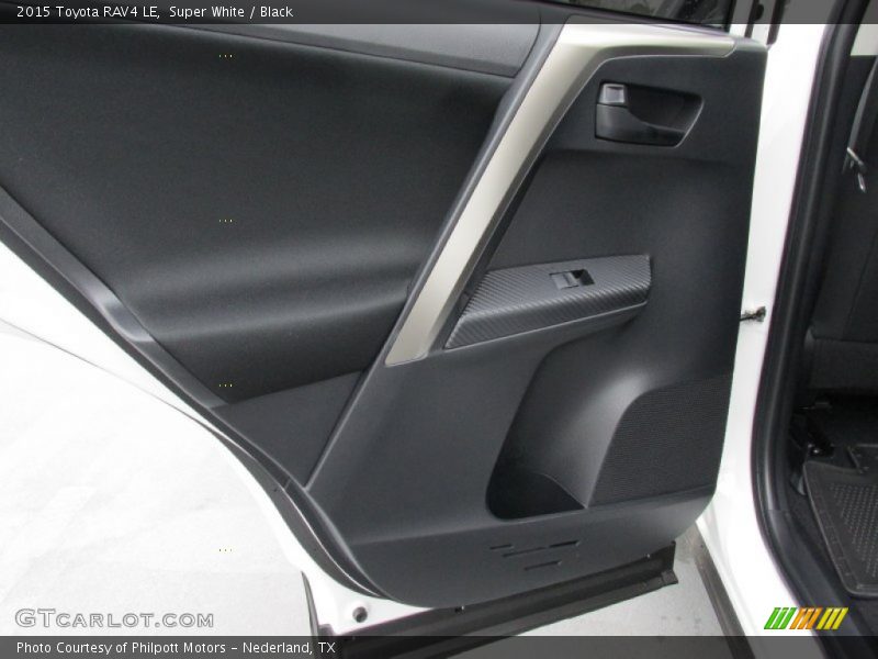Super White / Black 2015 Toyota RAV4 LE