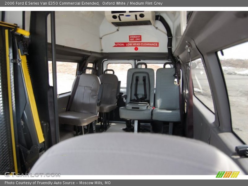 Oxford White / Medium Flint Grey 2006 Ford E Series Van E350 Commercial Extended