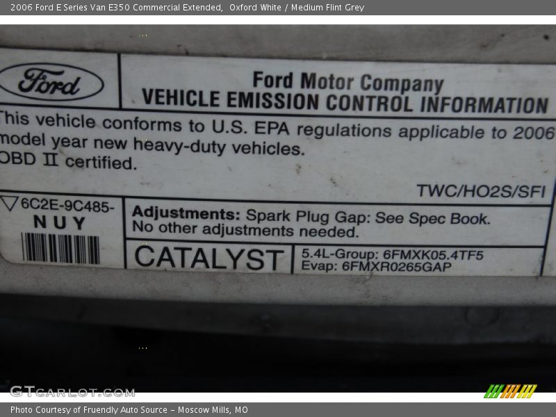Oxford White / Medium Flint Grey 2006 Ford E Series Van E350 Commercial Extended
