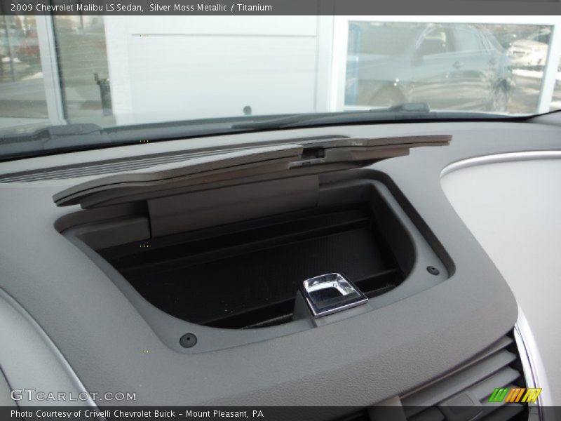 Silver Moss Metallic / Titanium 2009 Chevrolet Malibu LS Sedan