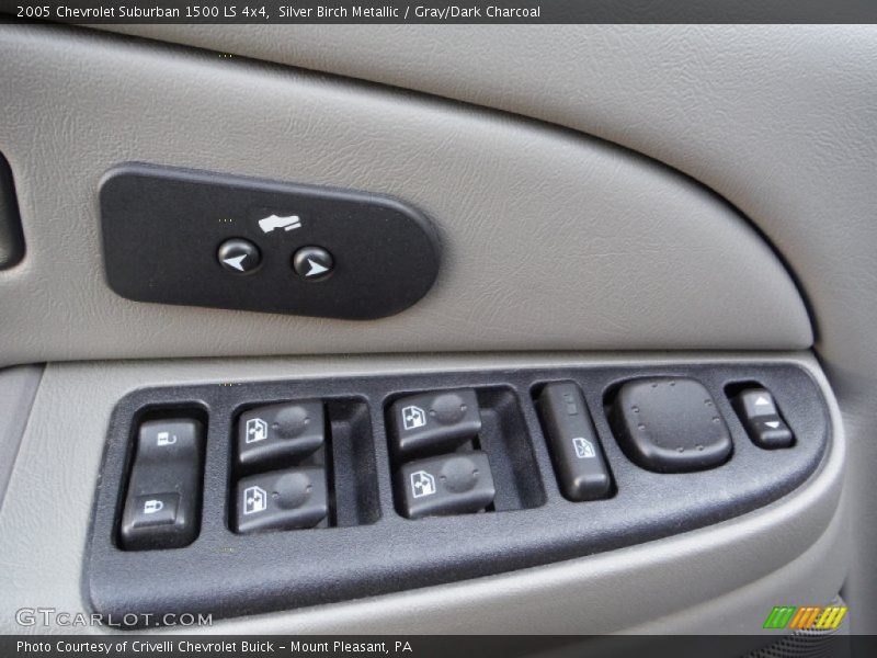 Silver Birch Metallic / Gray/Dark Charcoal 2005 Chevrolet Suburban 1500 LS 4x4