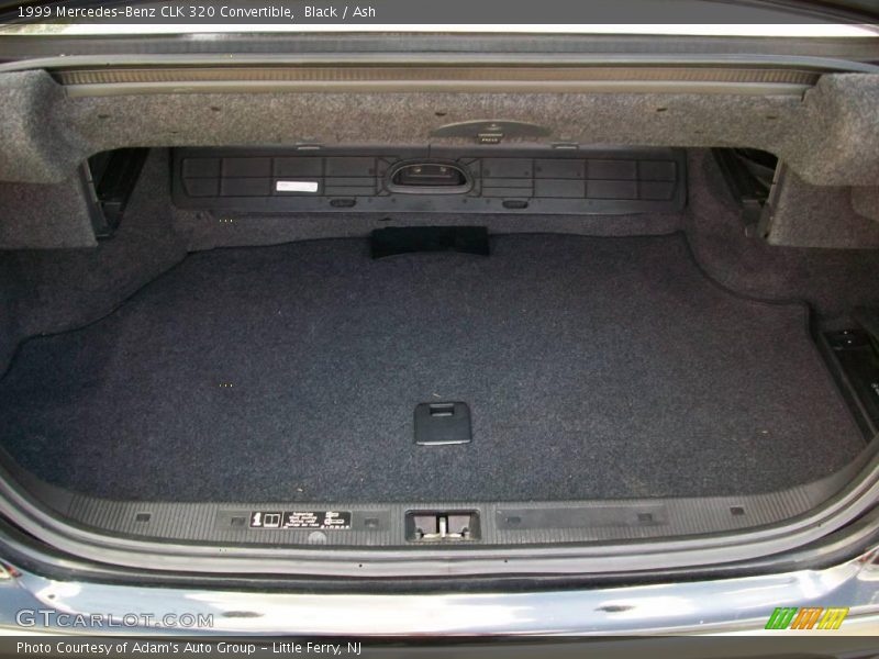 Black / Ash 1999 Mercedes-Benz CLK 320 Convertible