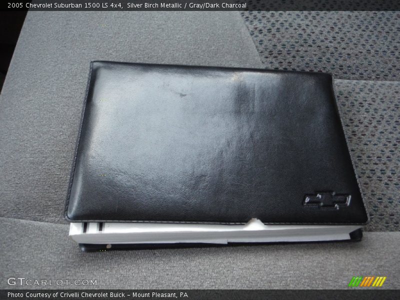 Silver Birch Metallic / Gray/Dark Charcoal 2005 Chevrolet Suburban 1500 LS 4x4