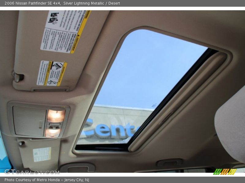 Silver Lightning Metallic / Desert 2006 Nissan Pathfinder SE 4x4