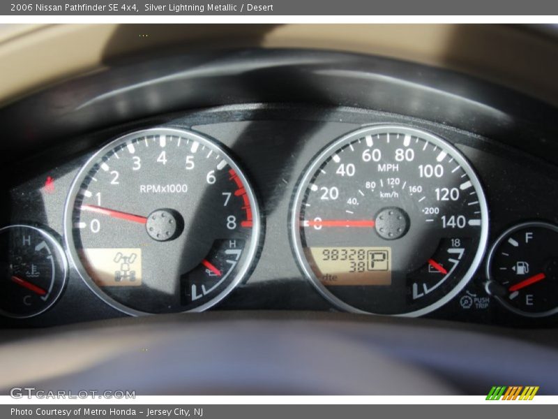 Silver Lightning Metallic / Desert 2006 Nissan Pathfinder SE 4x4