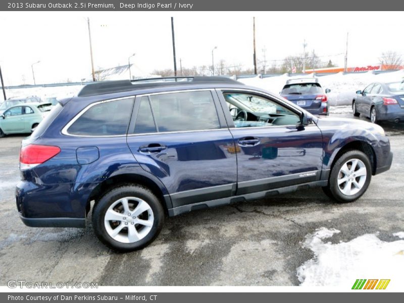Deep Indigo Pearl / Ivory 2013 Subaru Outback 2.5i Premium