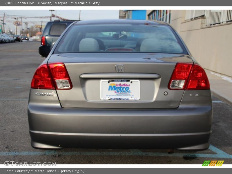 Magnesium Metallic / Gray 2005 Honda Civic EX Sedan