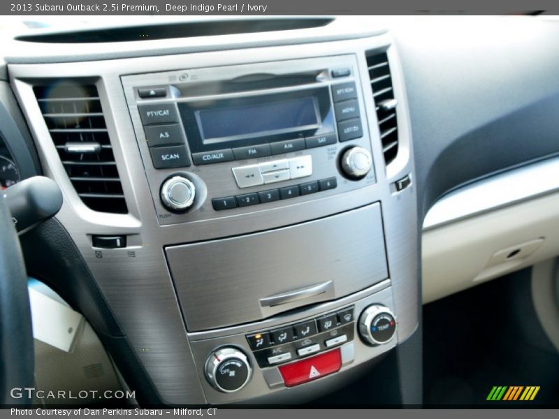 Deep Indigo Pearl / Ivory 2013 Subaru Outback 2.5i Premium