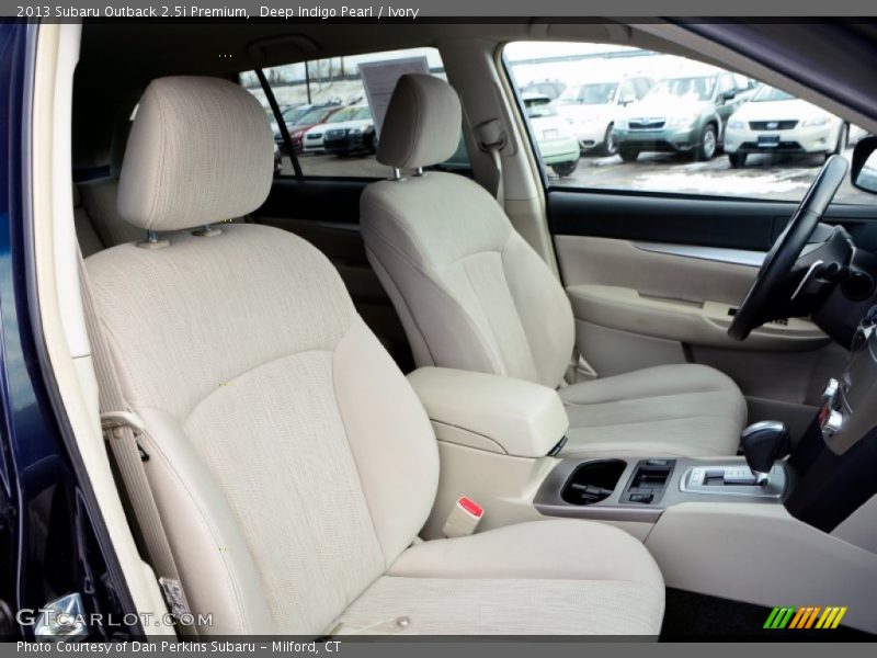 Deep Indigo Pearl / Ivory 2013 Subaru Outback 2.5i Premium