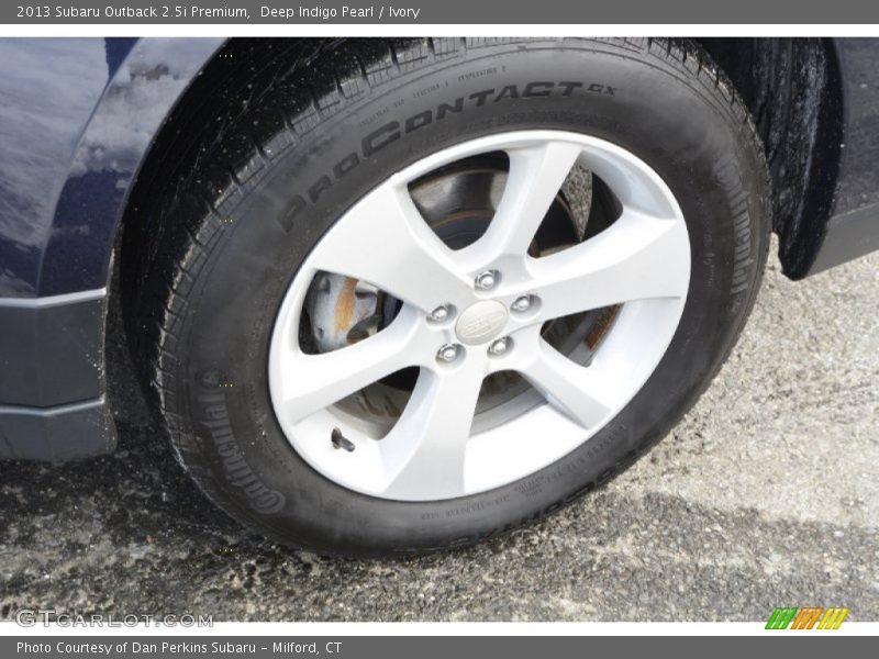 Deep Indigo Pearl / Ivory 2013 Subaru Outback 2.5i Premium