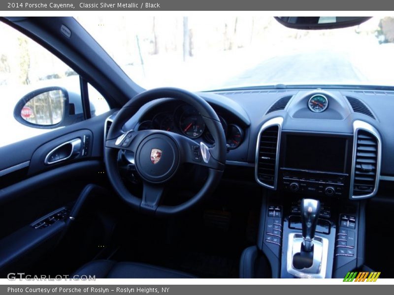 Classic Silver Metallic / Black 2014 Porsche Cayenne