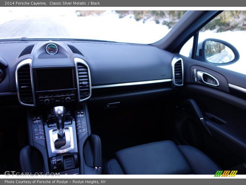 Classic Silver Metallic / Black 2014 Porsche Cayenne