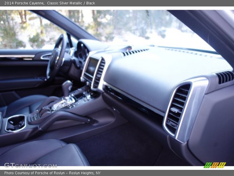 Classic Silver Metallic / Black 2014 Porsche Cayenne