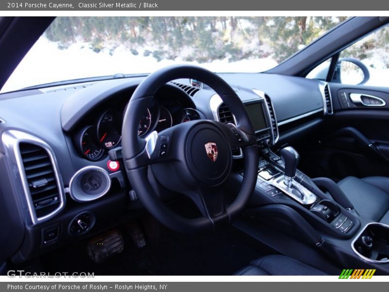 Classic Silver Metallic / Black 2014 Porsche Cayenne