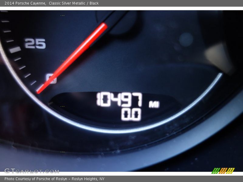 Classic Silver Metallic / Black 2014 Porsche Cayenne