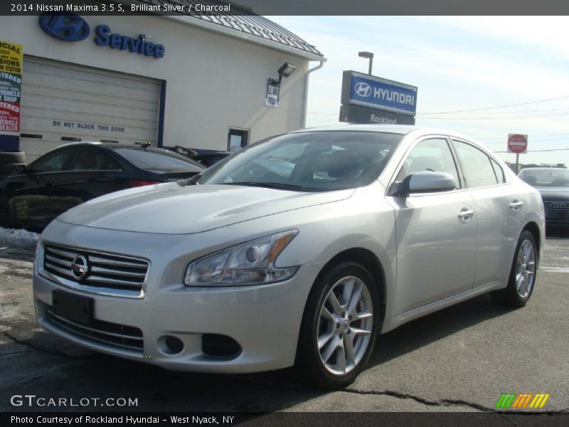 Brilliant Silver / Charcoal 2014 Nissan Maxima 3.5 S