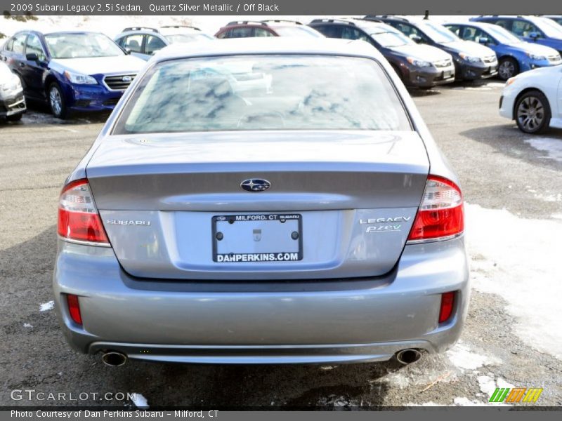 Quartz Silver Metallic / Off Black 2009 Subaru Legacy 2.5i Sedan