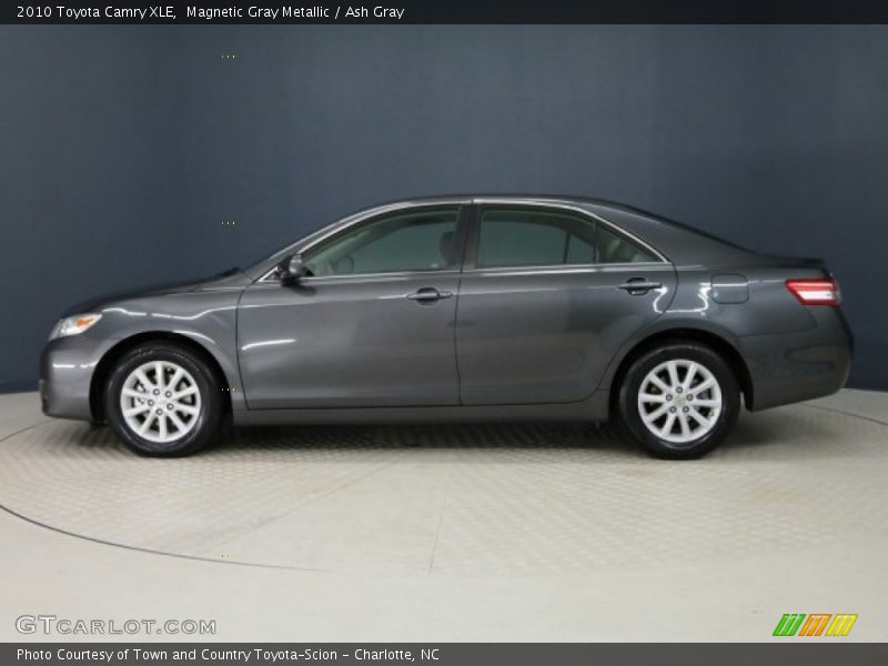 Magnetic Gray Metallic / Ash Gray 2010 Toyota Camry XLE