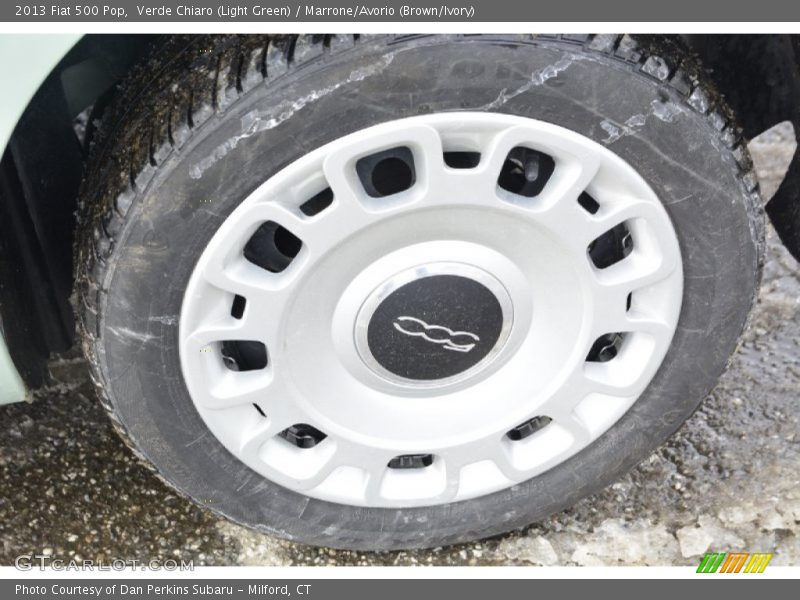 Verde Chiaro (Light Green) / Marrone/Avorio (Brown/Ivory) 2013 Fiat 500 Pop