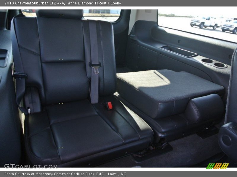 White Diamond Tricoat / Ebony 2010 Chevrolet Suburban LTZ 4x4